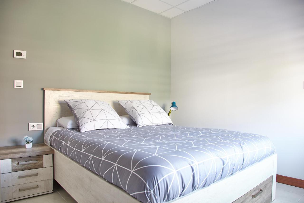 Hostal Fontanan La Pola de Gordon Ngoại thất bức ảnh