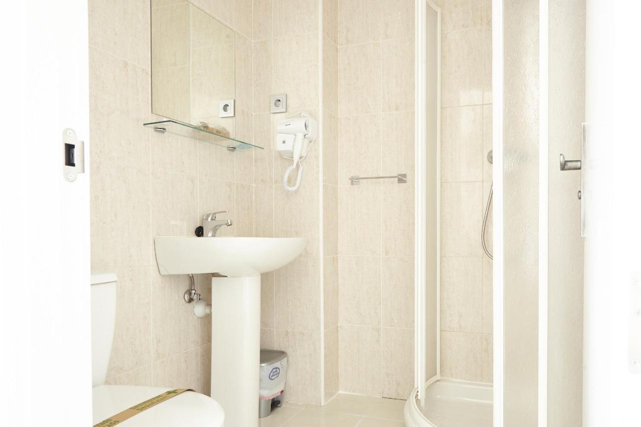Hostal Fontanan La Pola de Gordon Ngoại thất bức ảnh
