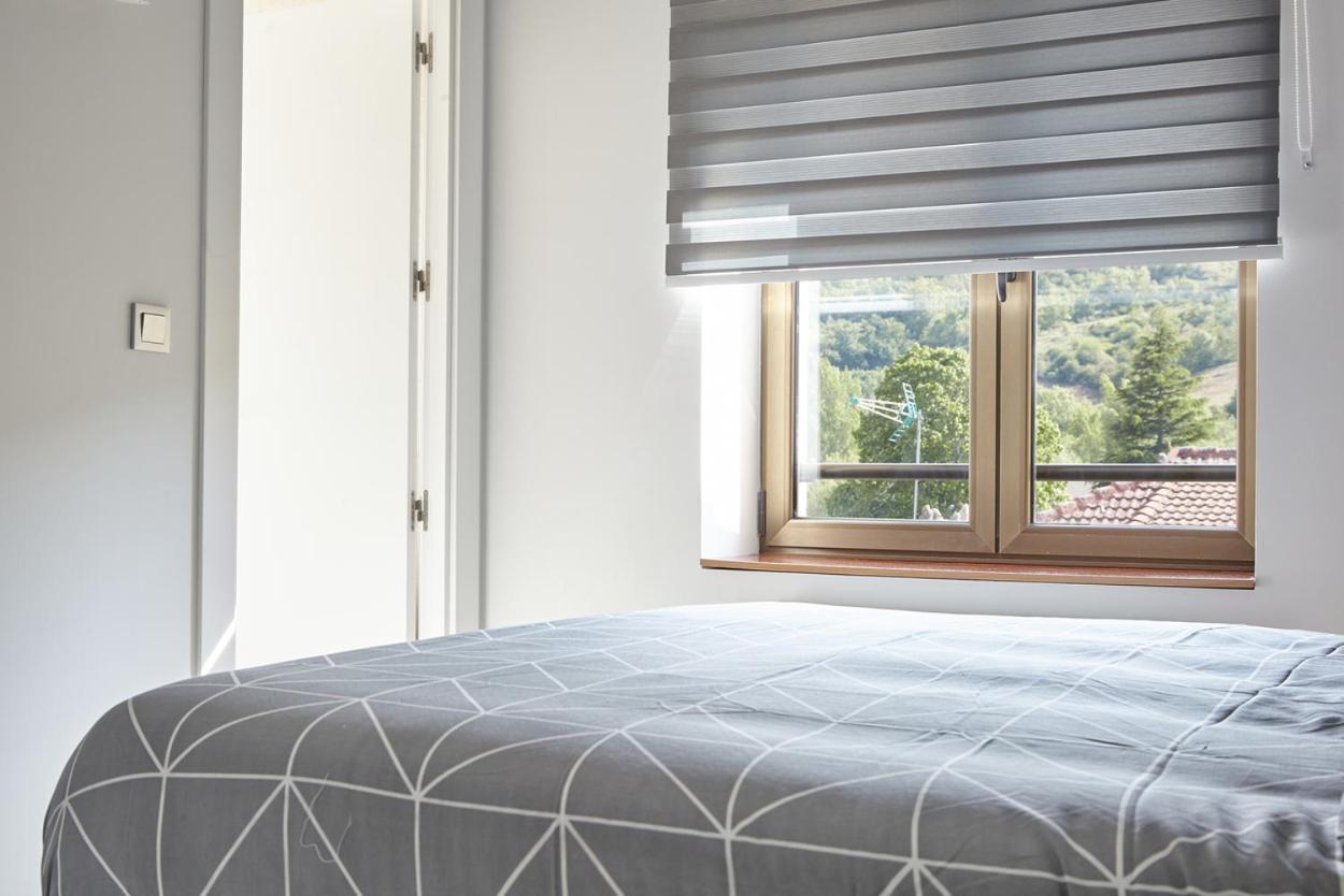 Hostal Fontanan La Pola de Gordon Ngoại thất bức ảnh