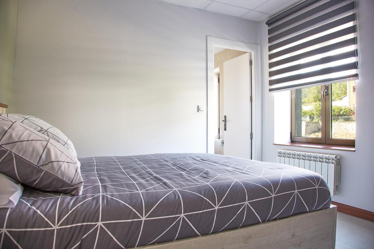 Hostal Fontanan La Pola de Gordon Ngoại thất bức ảnh